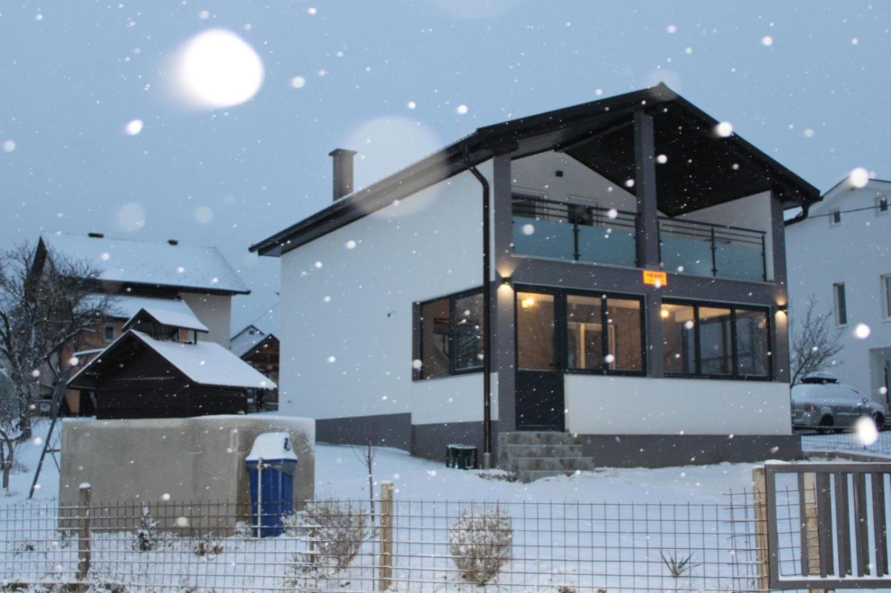 Vikendica Bosnjak Prozor ภายนอก รูปภาพ
