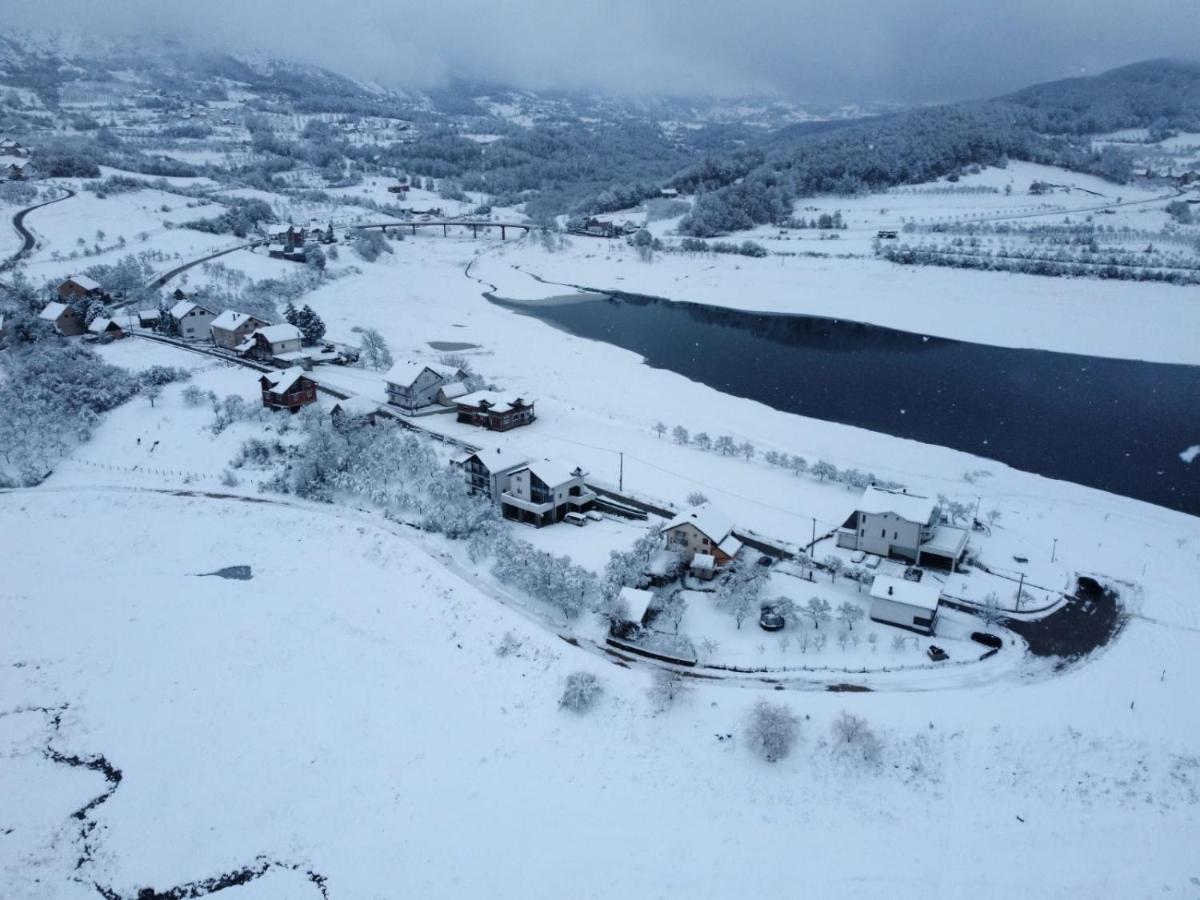 Vikendica Bosnjak Prozor ภายนอก รูปภาพ