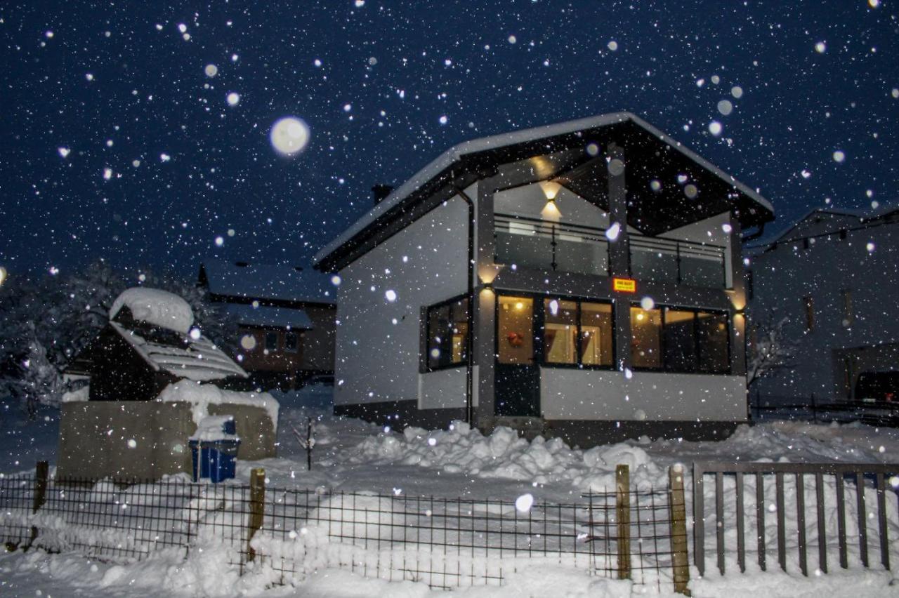 Vikendica Bosnjak Prozor ภายนอก รูปภาพ